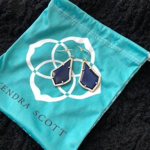NWOT Kendra Scott Alex earrings in Navy Cat Eye